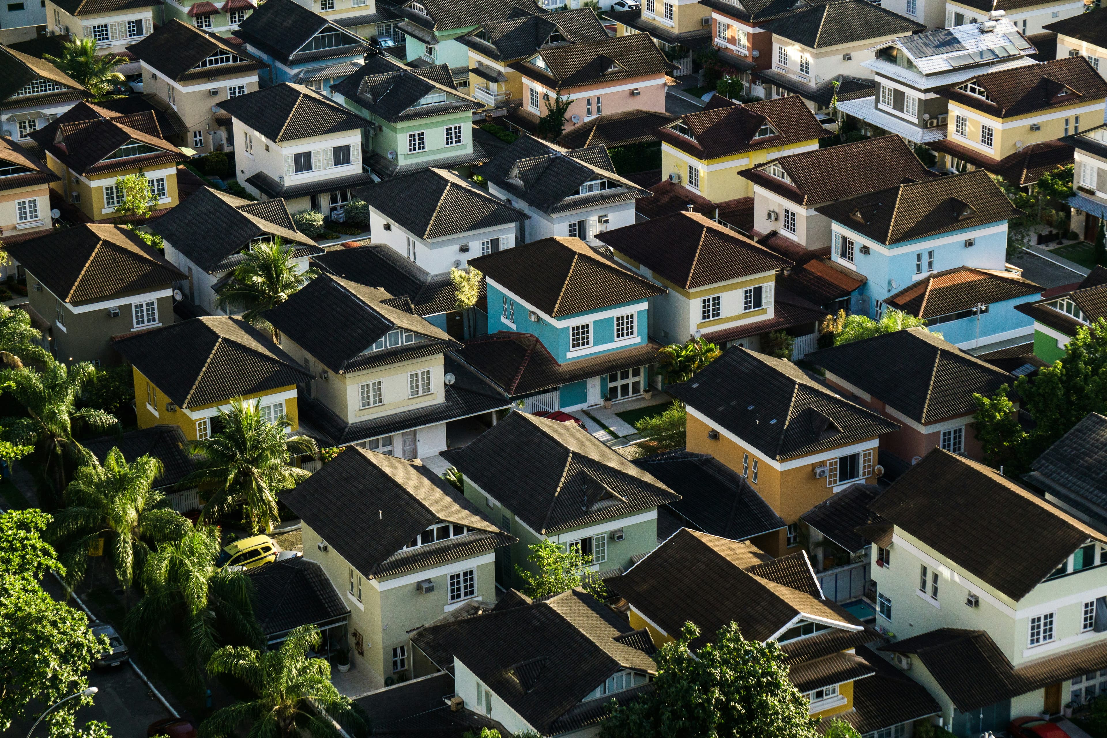 Aerial view of a neighborhood of close houses